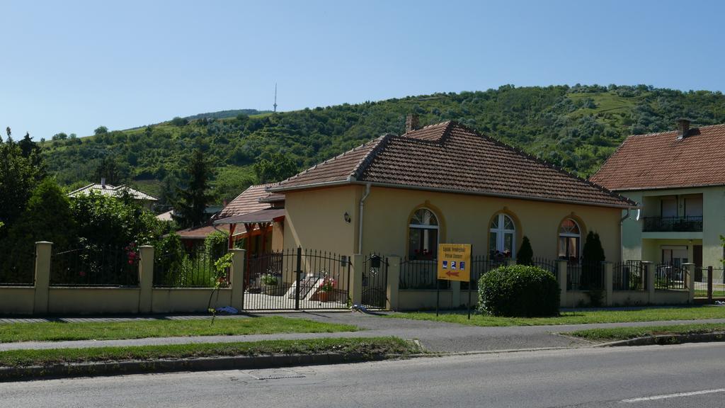 Hotel Liptak Vendeghaz Tokaj Exterior foto